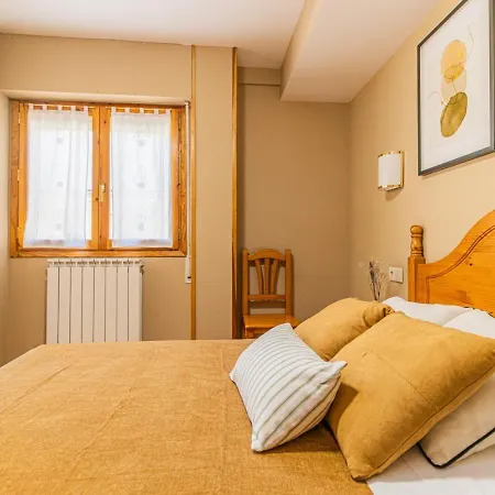 Hostal Valle De Tena-3